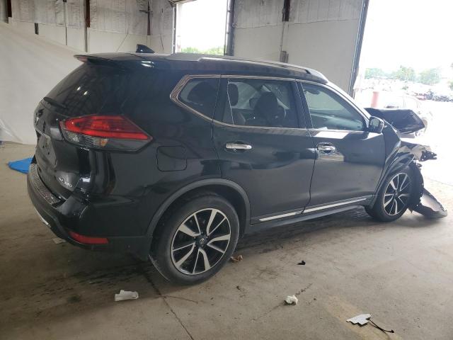  NISSAN ROGUE 2017 Черный