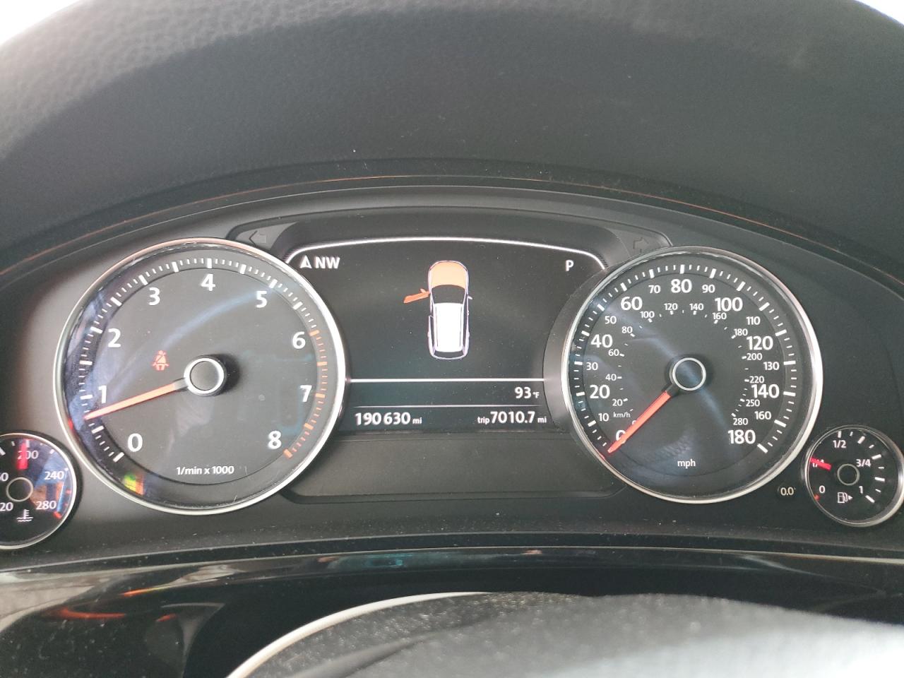 2011 Volkswagen Touareg V6 VIN: WVGFF9BP5BD000137 Lot: 59157195
