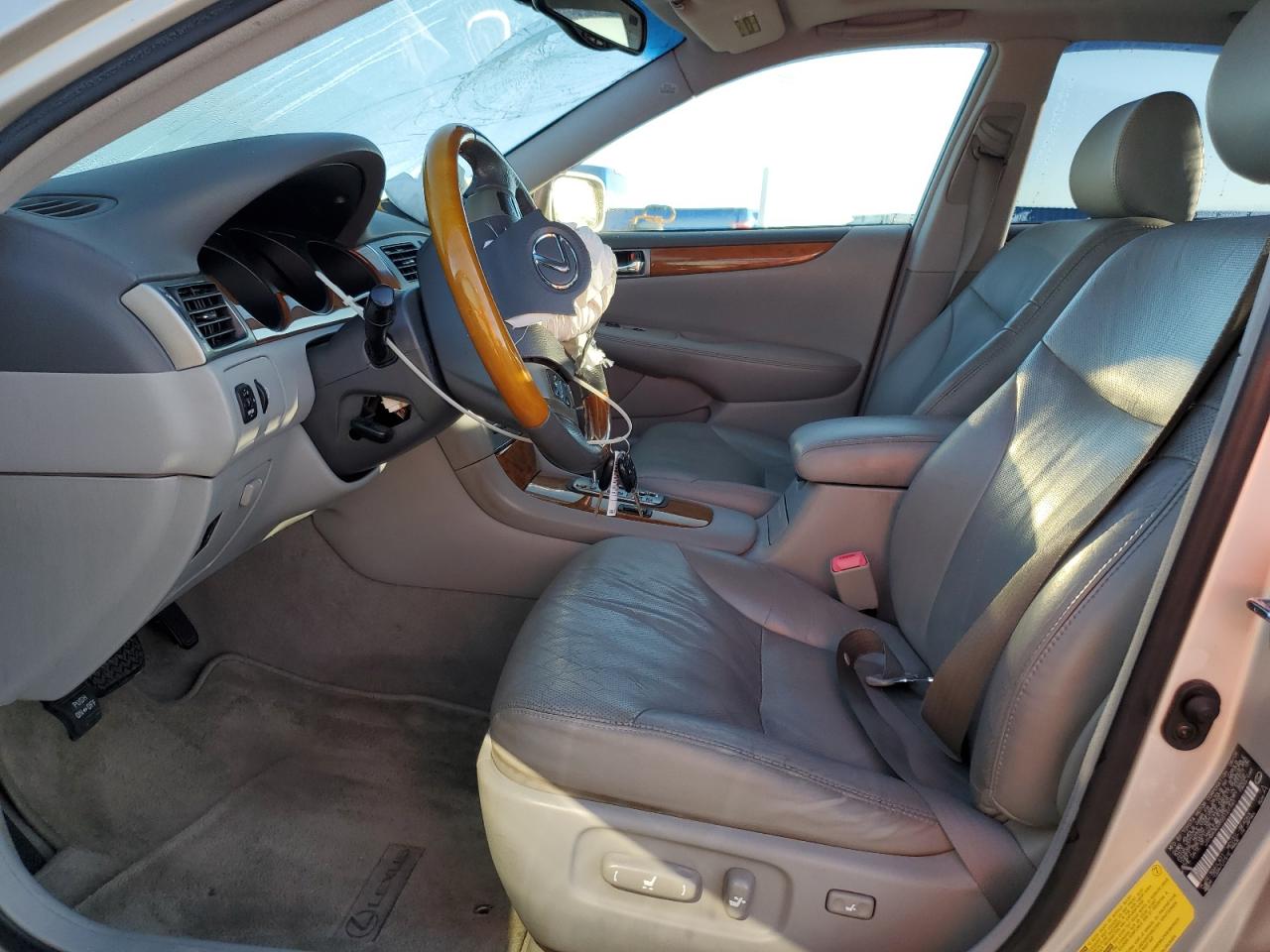 2005 Lexus Es 330 VIN: JTHBA30GX55127741 Lot: 61994905