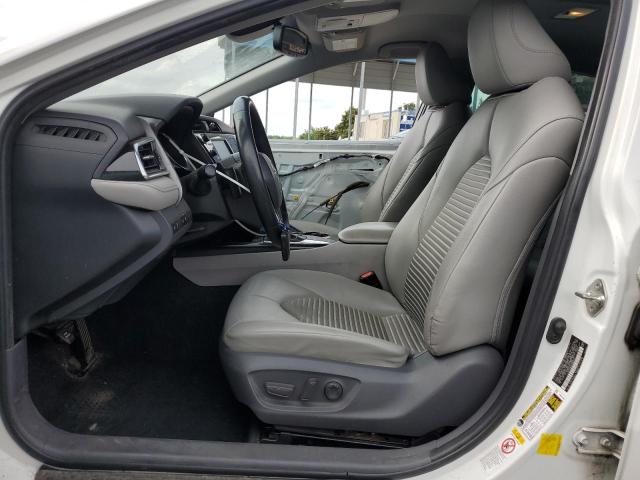  TOYOTA CAMRY 2018 White