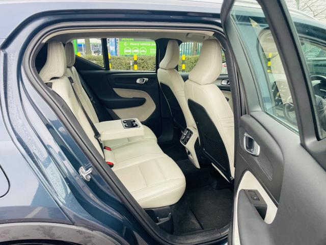 2019 VOLVO XC40 INSCR