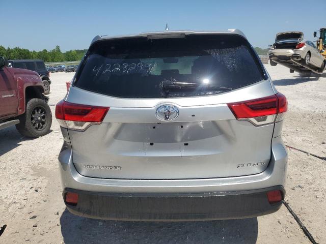  TOYOTA HIGHLANDER 2019 Srebrny