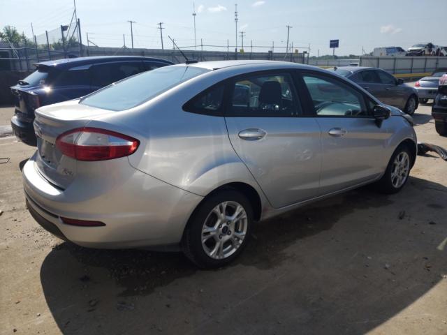  FORD FIESTA 2016 Srebrny