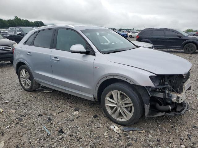  AUDI Q3 2018 Srebrny