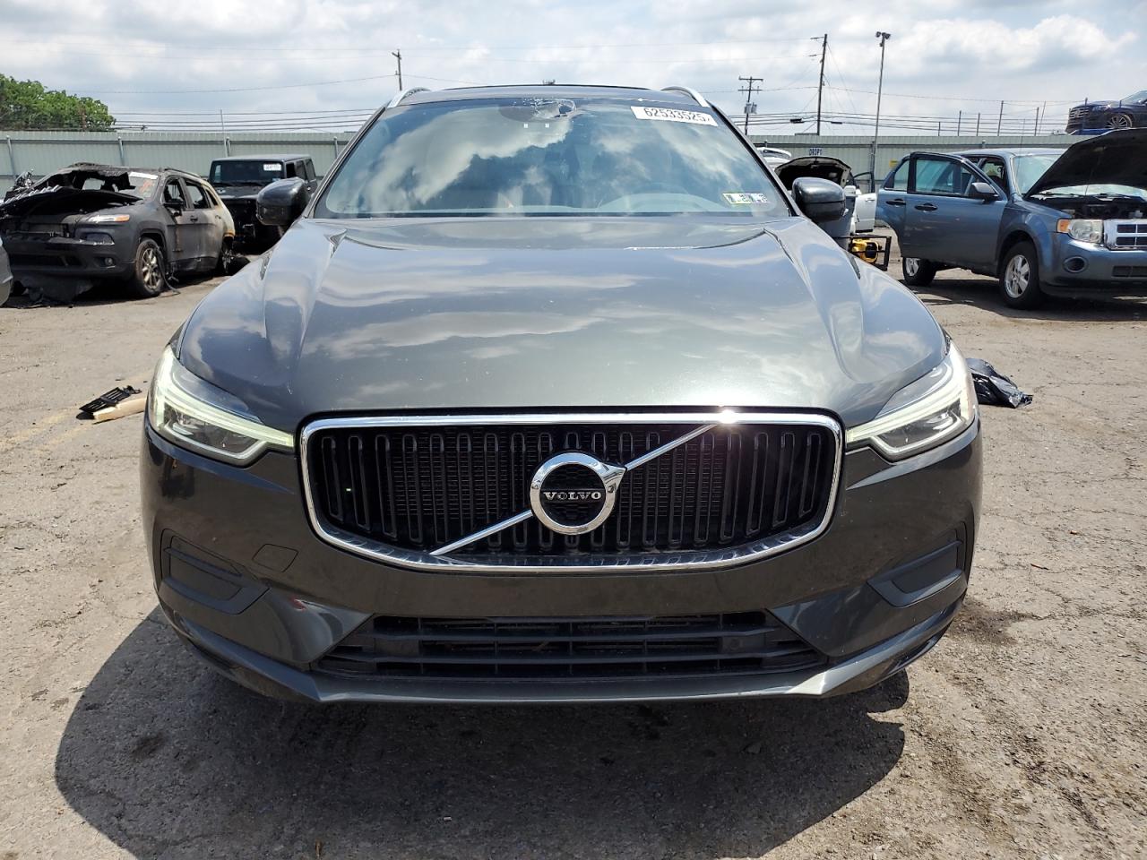VOLVO XC60 2018 VIN LYV102RK0JB106179 фото 5