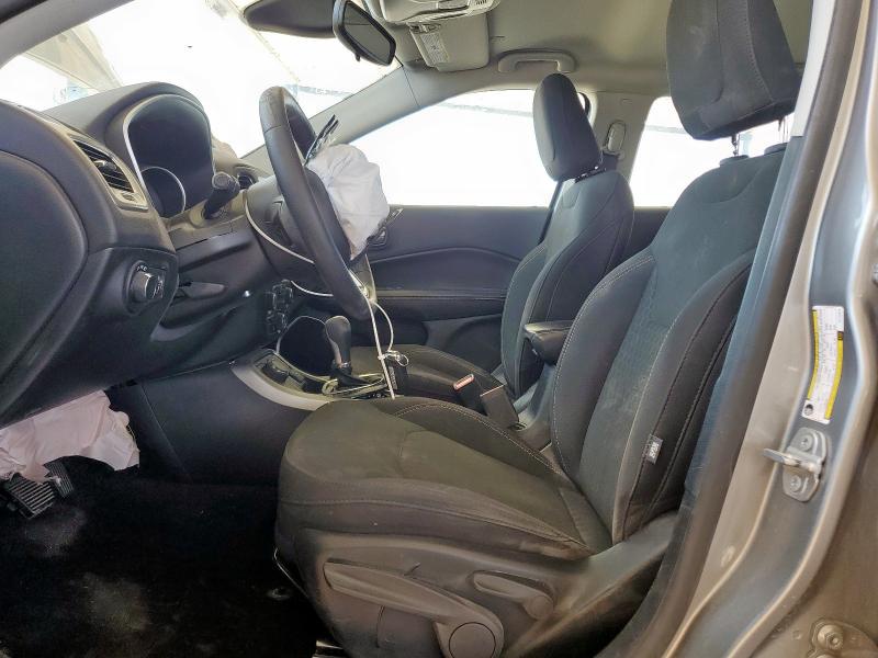  JEEP COMPASS 2020 Srebrny