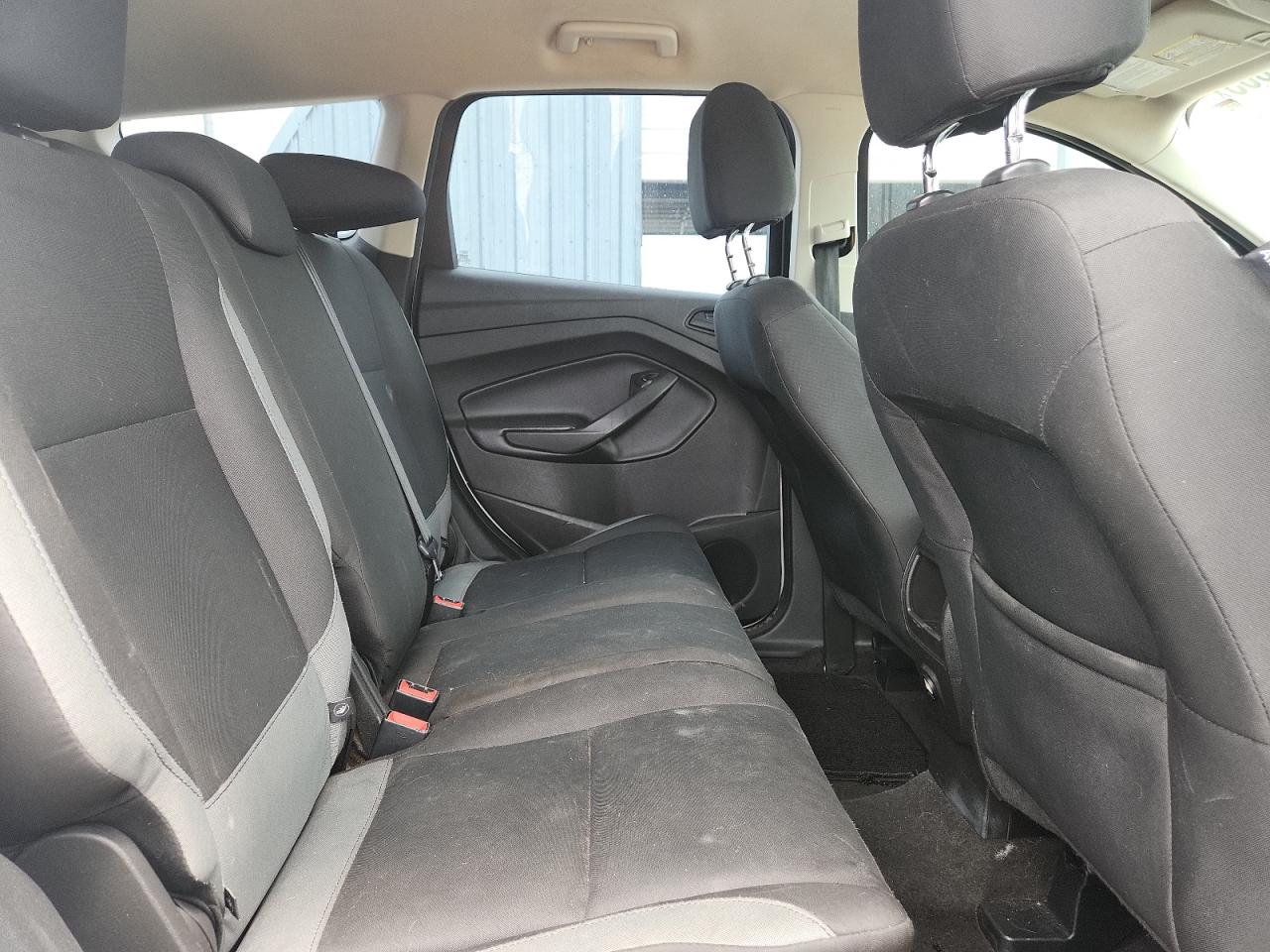 2016 Ford Escape S VIN: 1FMCU0F79GUB71852 Lot: 62690865