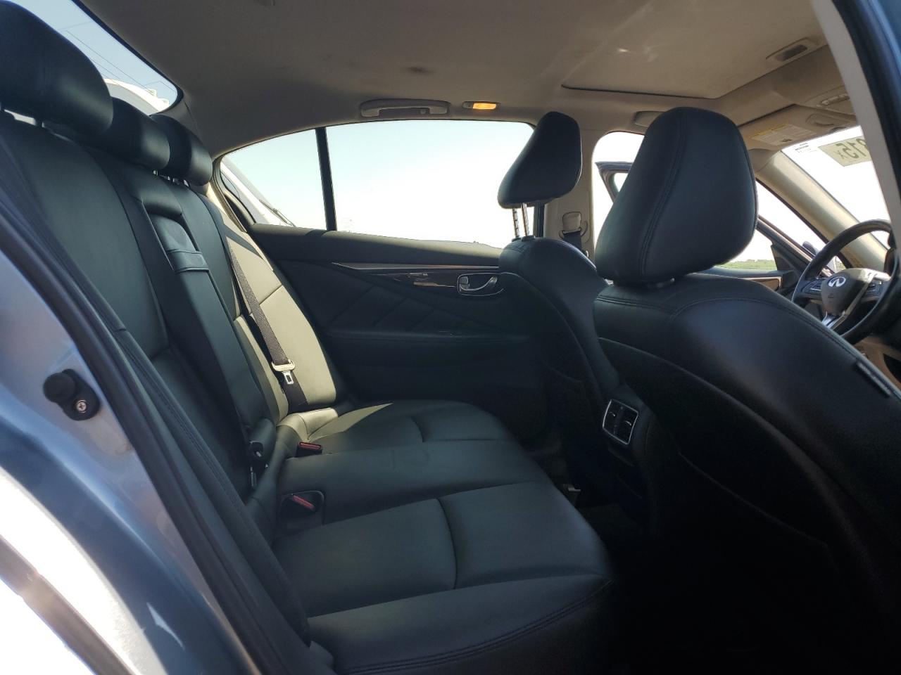 2018 Infiniti Q50 Luxe VIN: JN1EV7AR8JM445290 Lot: 61790815