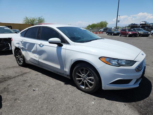  FORD FUSION 2017 Белы