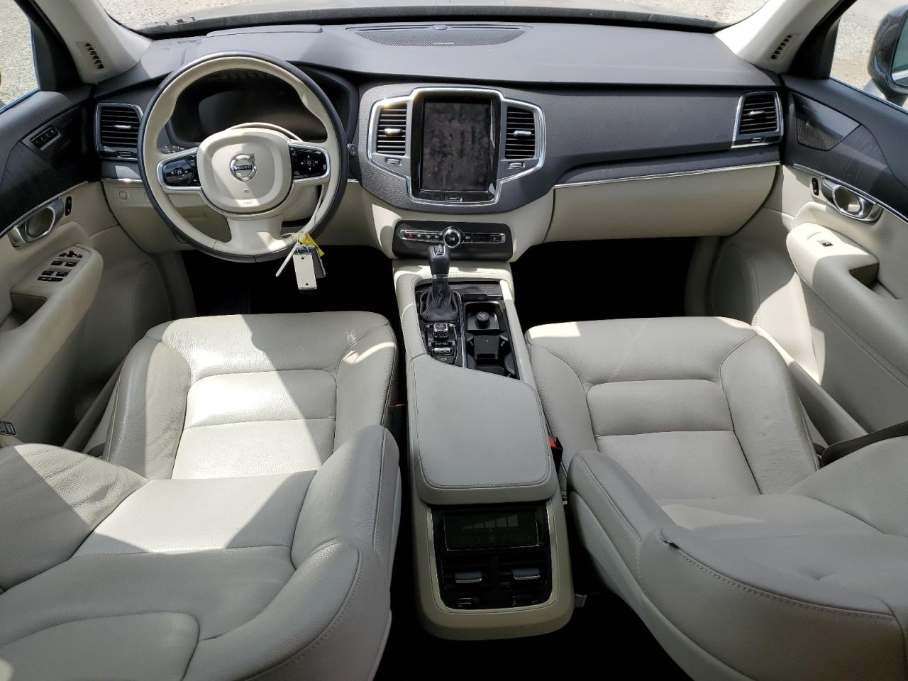 2020 Volvo Xc90 T5 Momentum VIN: YV4102PK0L1612301 Lot: 60851265