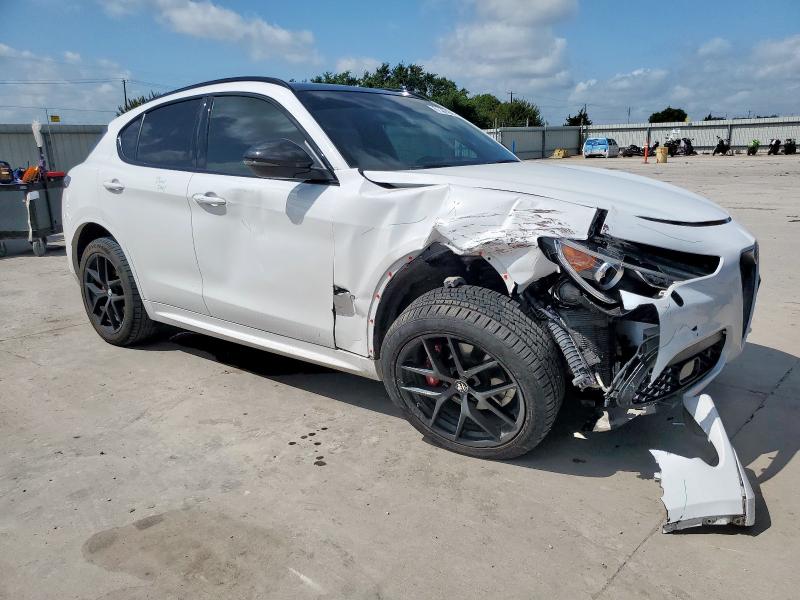  ALFA ROMEO STELVIO 2021 Белы