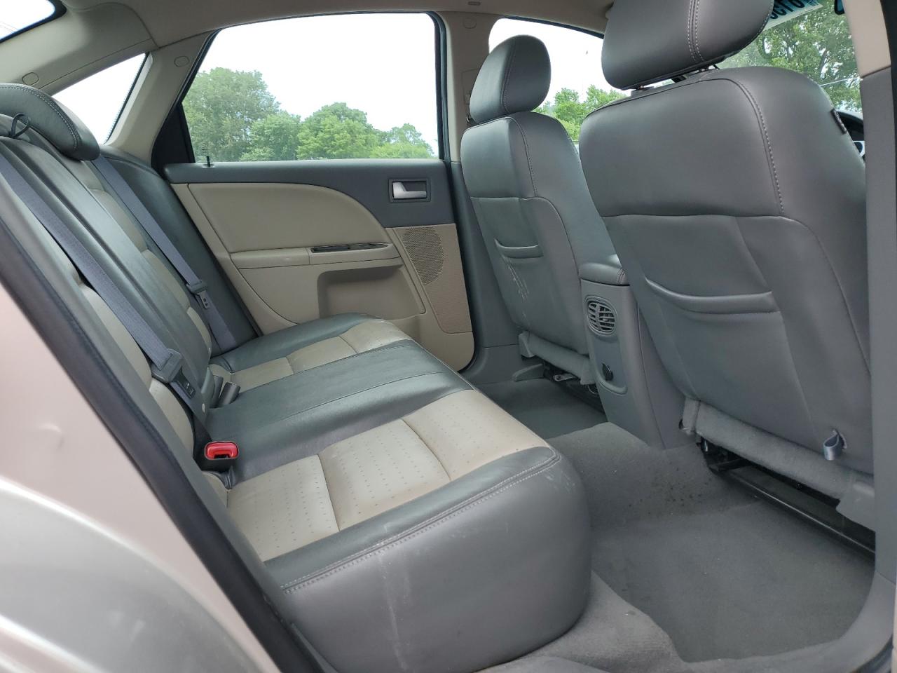 2008 Mercury Sable Premier VIN: 1MEHM42W98G624588 Lot: 61584185
