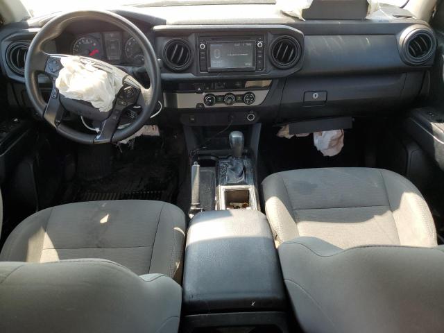 TOYOTA TACOMA 2018 Srebrny