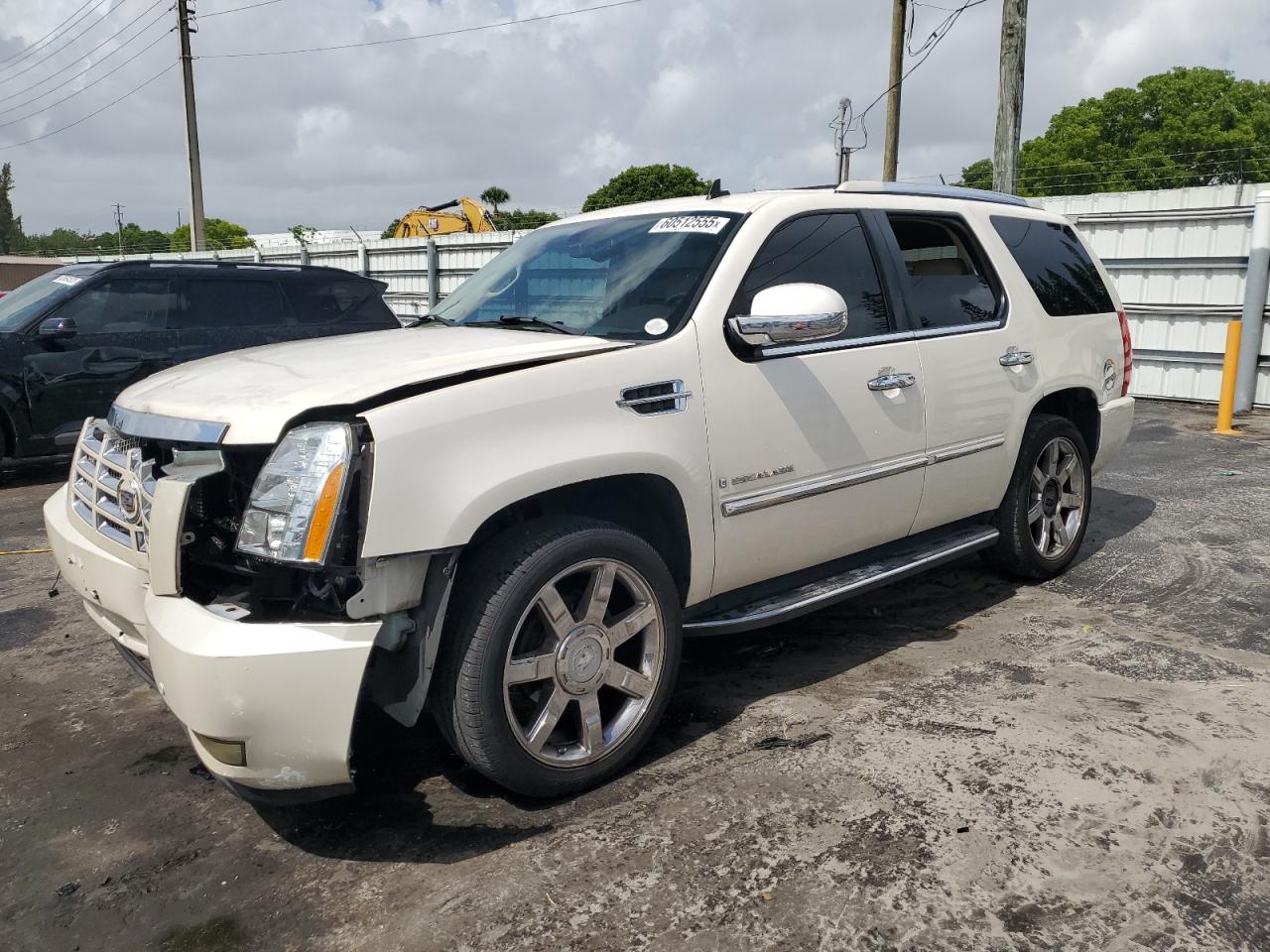 2008 Cadillac Escalade Luxury იყიდება Miami-ში, FL - Front End