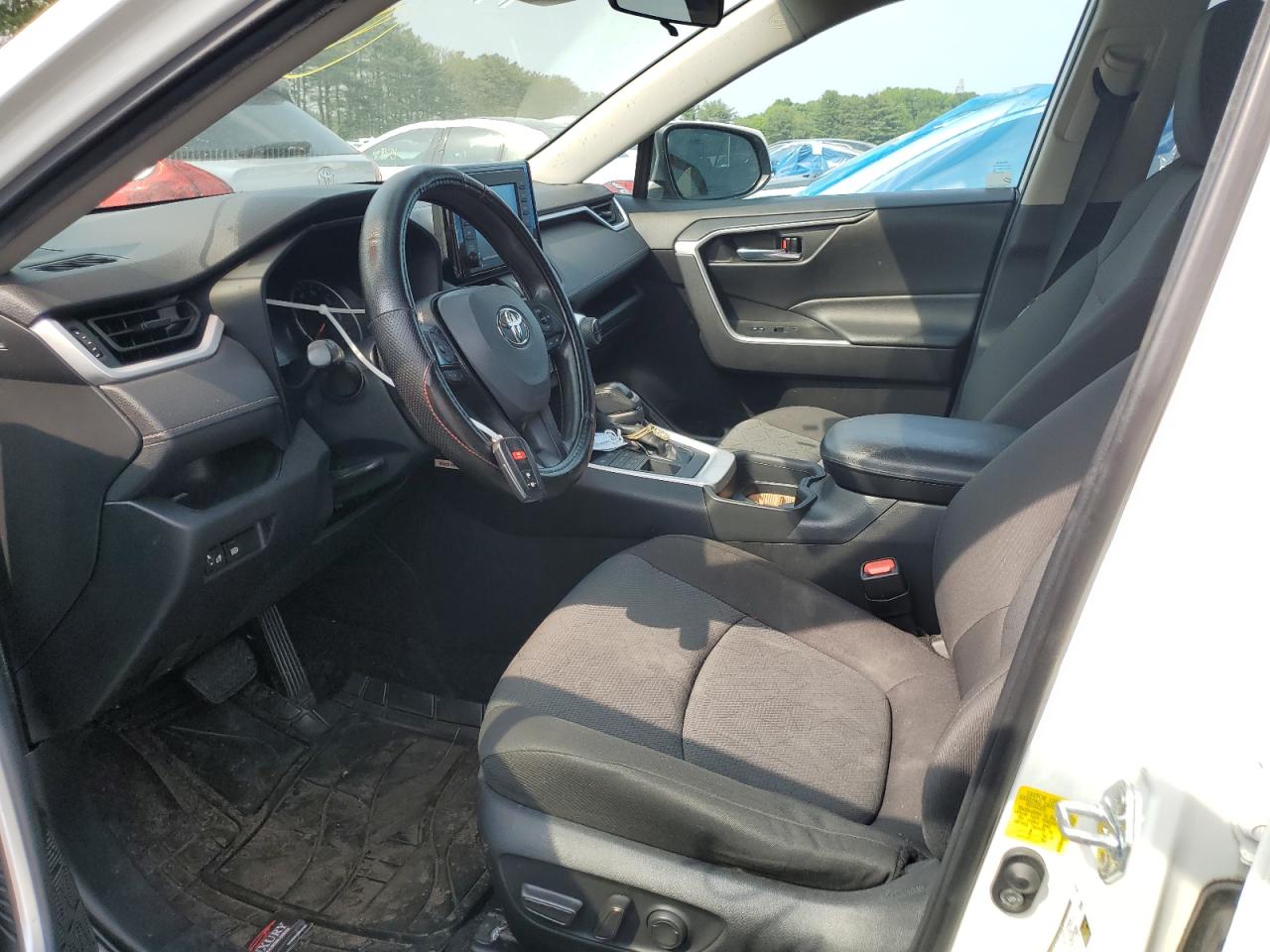 2021 Toyota Rav4 Xle VIN: 2T3P1RFV3MC255635 Lot: 58304975