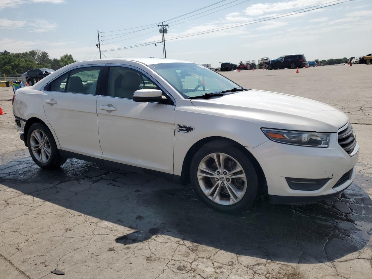 FORD TAURUS 2013 VIN 1FAHP2E82DG111287 photo 4