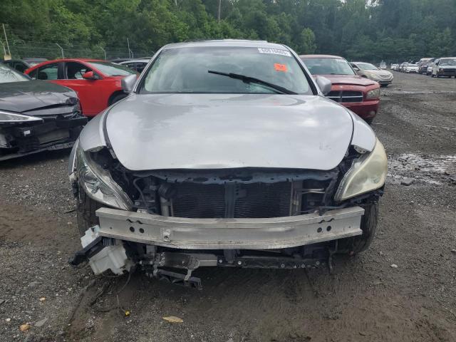 Sedans INFINITI M37 2012 Srebrny