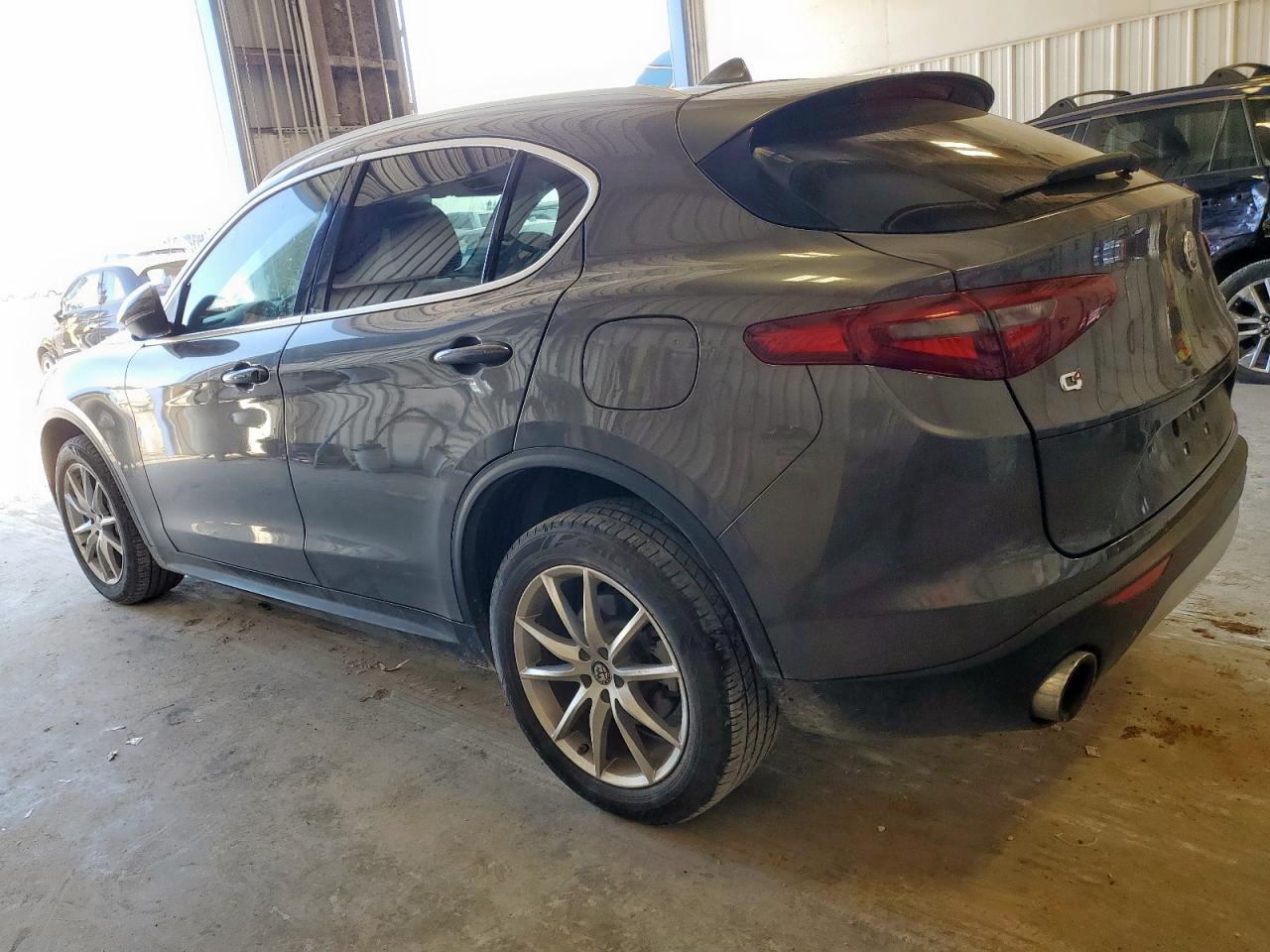 2018 Alfa Romeo Stelvio Ti VIN: ZASFAKBN5J7B60452 Lot: 62751075