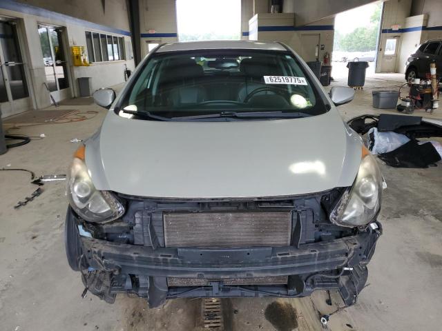  HYUNDAI ELANTRA 2015 Сріблястий