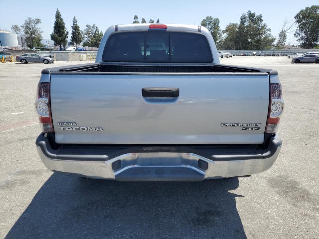  TOYOTA TACOMA 2015 Silver