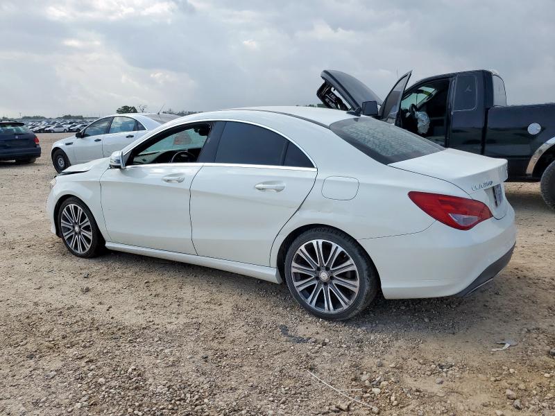 Sedans MERCEDES-BENZ CLA-CLASS 2017 Biały