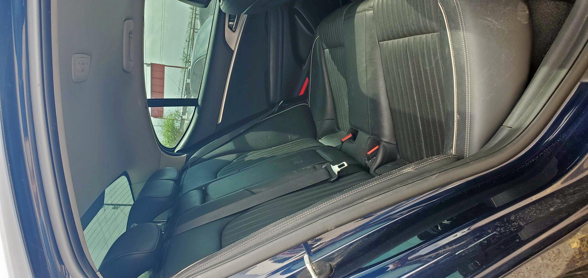  GENESIS G70 2020 Granatowy