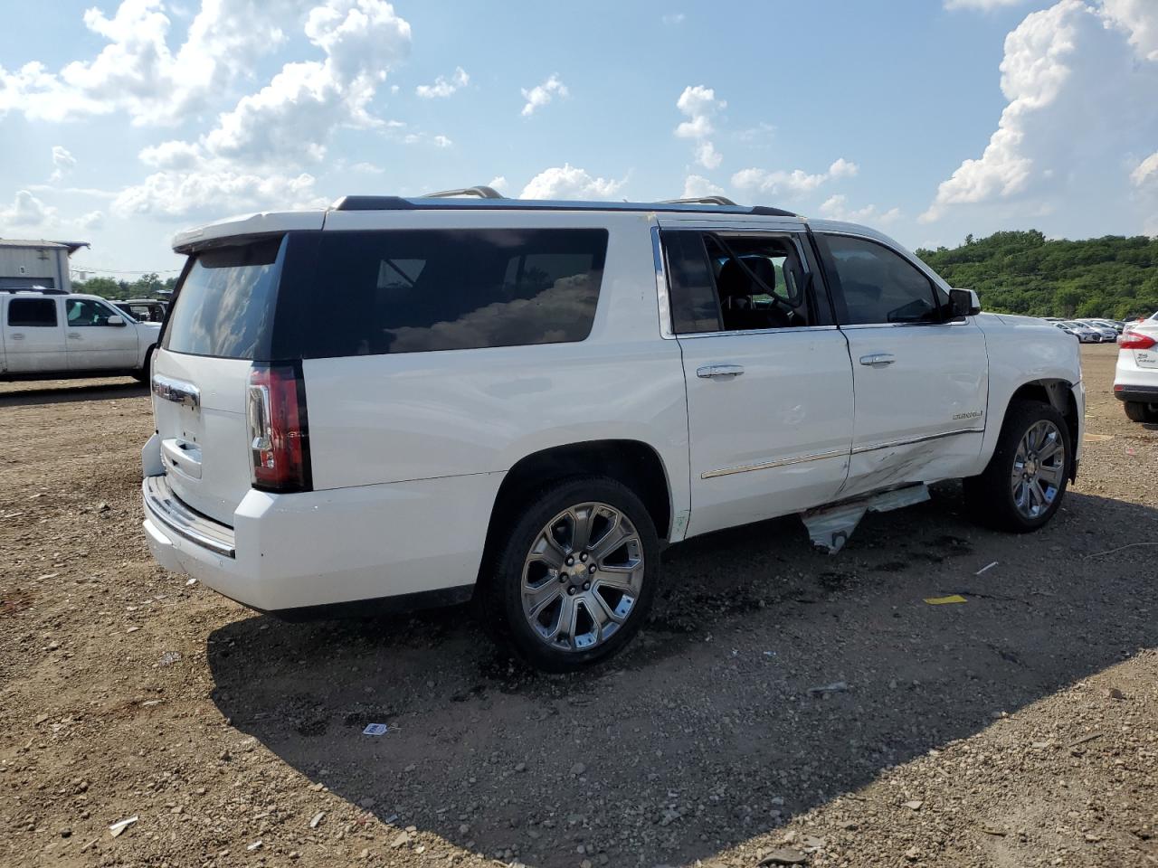 GMC YUKON 2015 VIN 1GKS2JKJXFR287127 фото 3