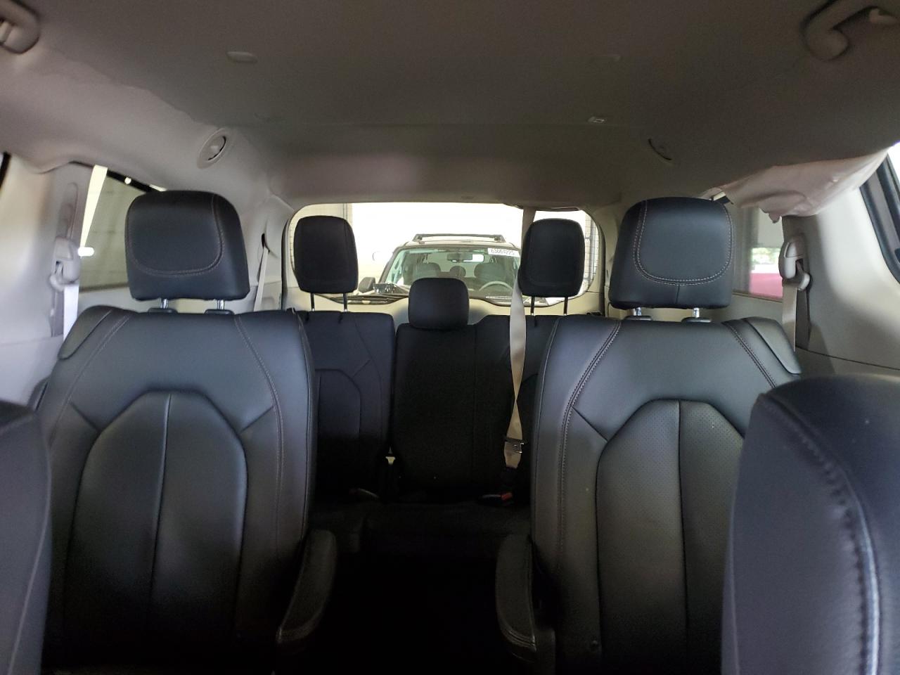 2020 Chrysler Pacifica Touring L Plus VIN: 2C4RC1EG5LR210940 Lot: 62493605