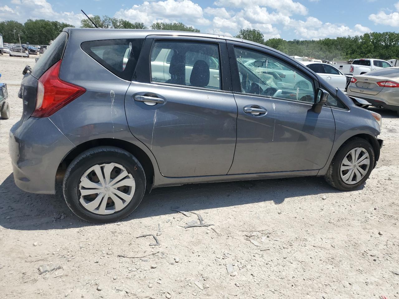 NISSAN VERSA 2019 VIN 3N1CE2CP4KL361002 photo 3