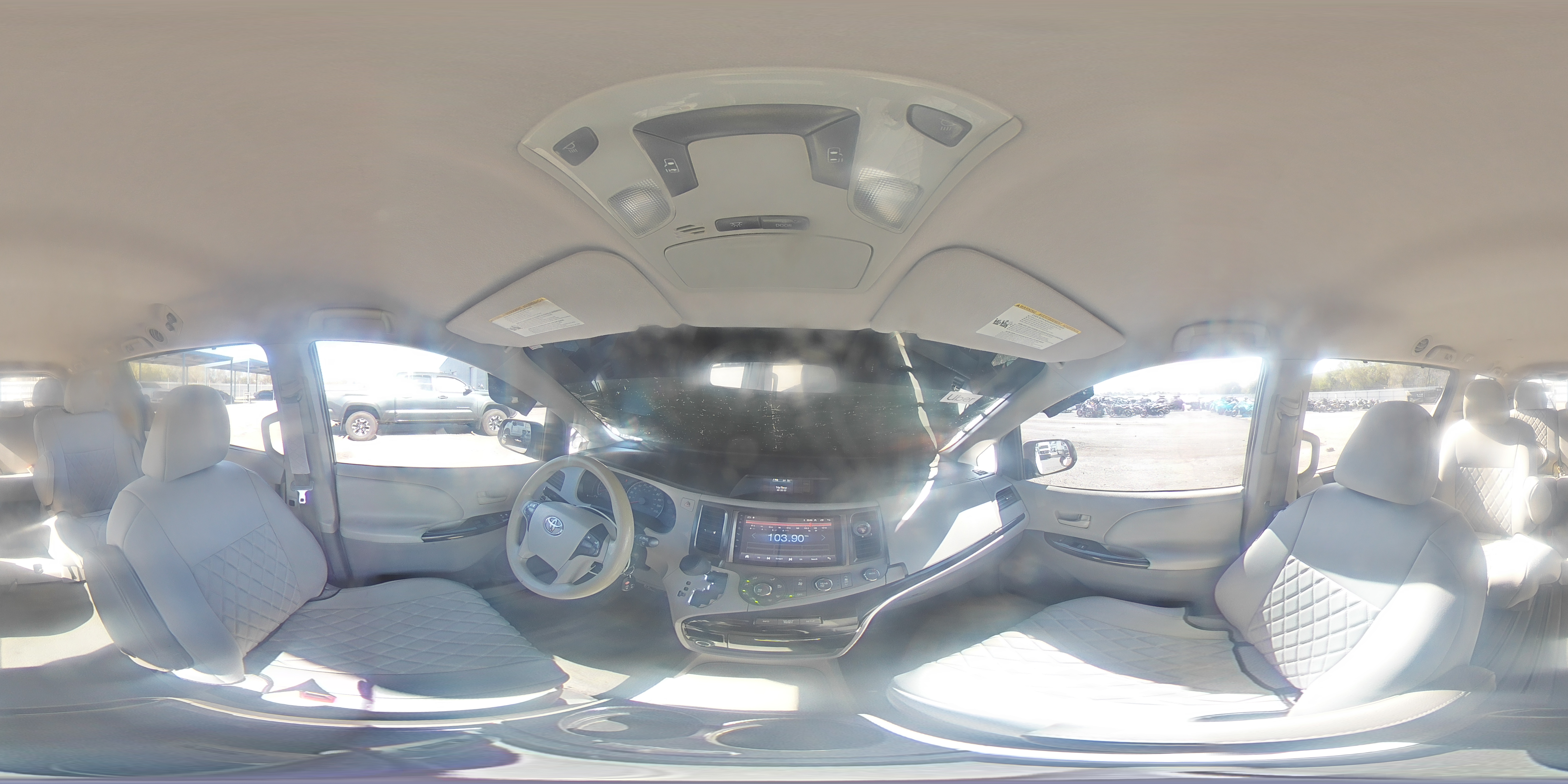 2011 Toyota Sienna Le VIN: 5TDKK3DC8BS121447 Lot: 62517105