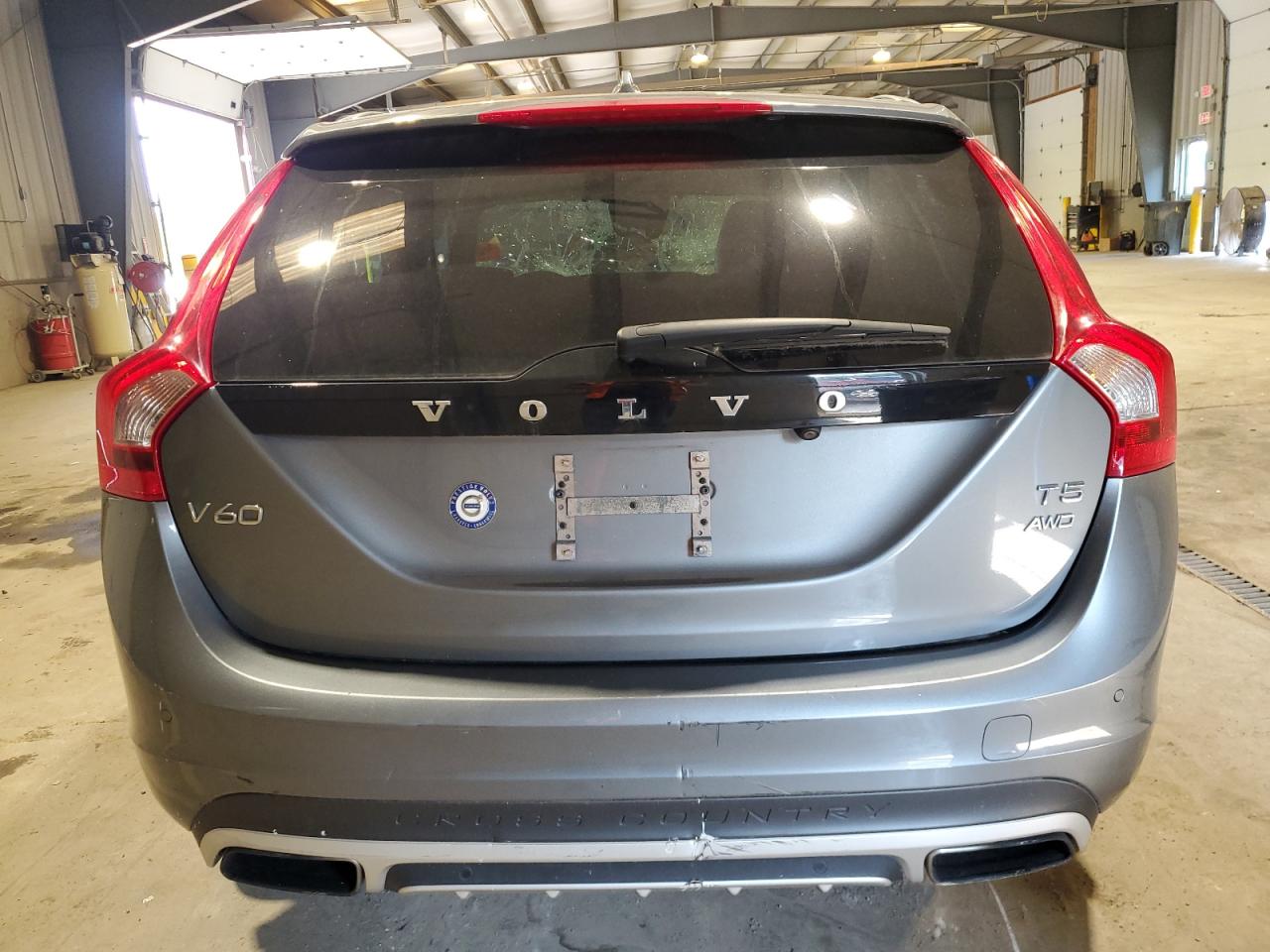 2016 Volvo V60 Cross Country Premier VIN: YV4612HK2G1008191 Lot: 61950015