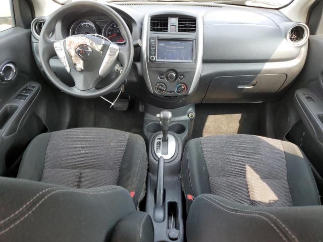  NISSAN VERSA 2019 Srebrny