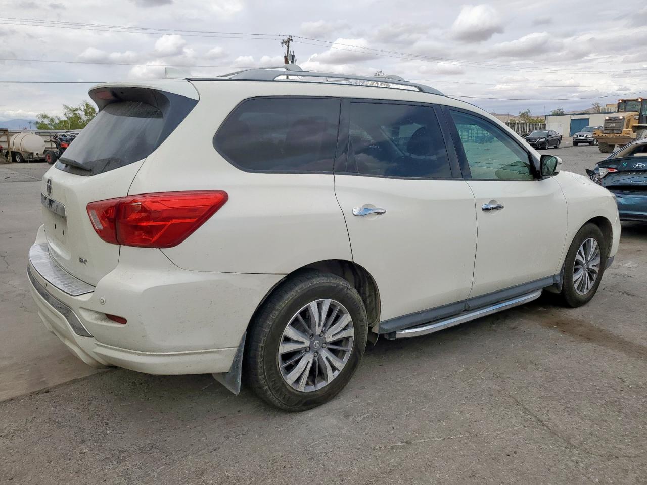 2019 Nissan Pathfinder S white null gas 5N1DR2MN0KC641204 photo #4