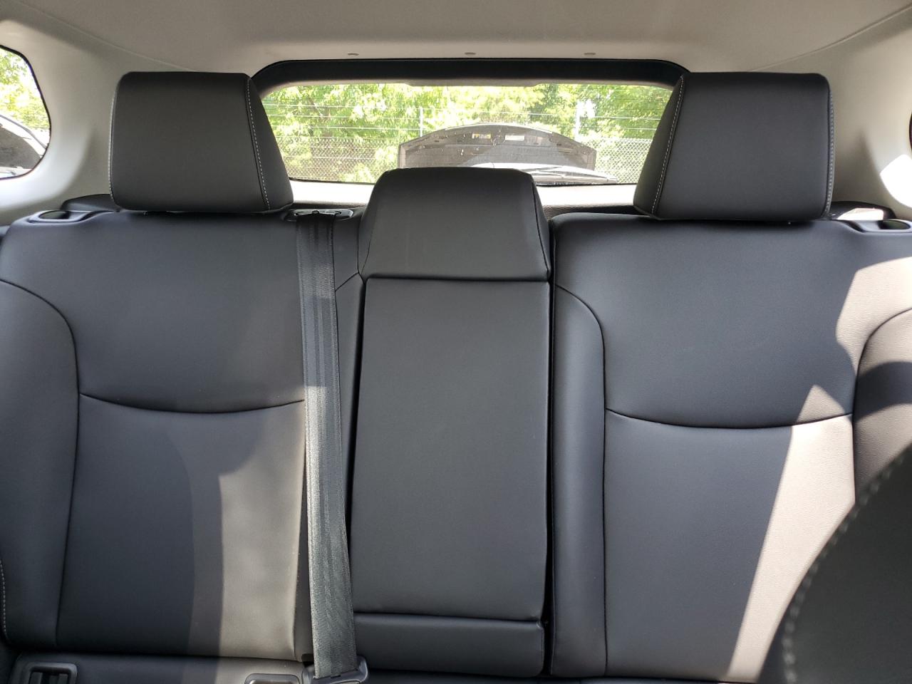 2023 Toyota Corolla Cross Xle VIN: 7MUDAABGXPV060797 Lot: 62110665
