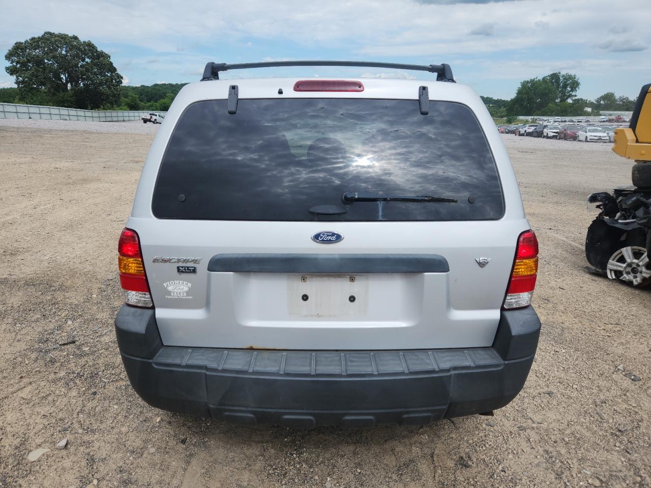 2005 Ford Escape Xlt VIN: 1FMYU031X5KE02367 Lot: 62699145