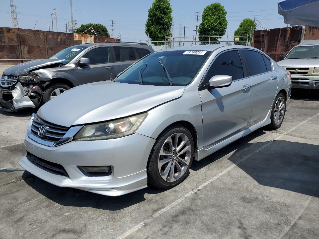 2013 Honda Accord Sport   na sprzedaż w Wilmington, CA - Front End