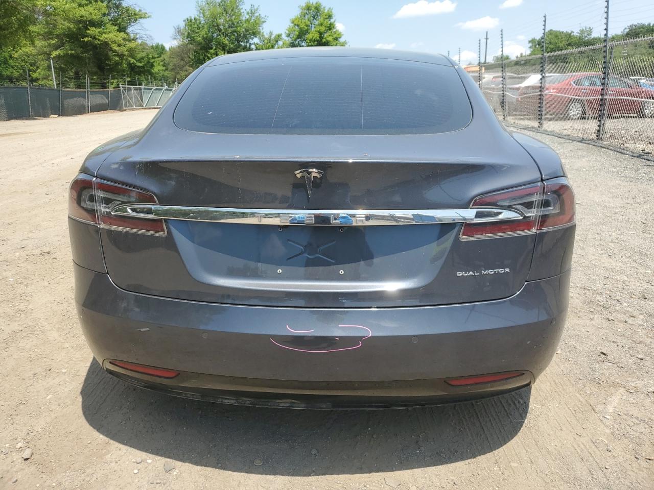 2019 Tesla Model S VIN: 5YJSA1E24KF333988 Lot: 61897765
