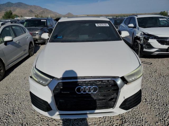 Паркетники AUDI Q3 2016 Белы