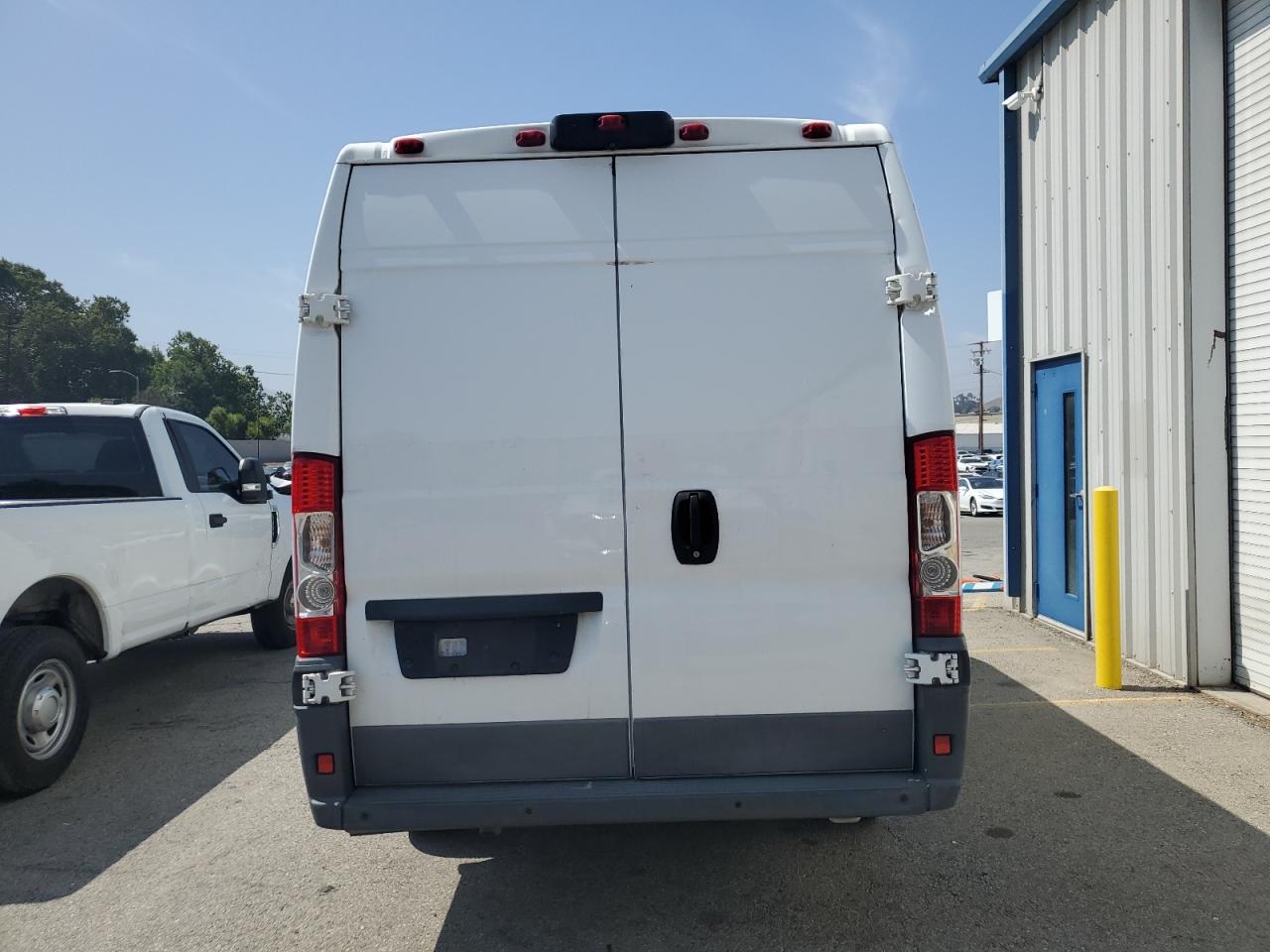 2018 Ram Promaster 3500 3500 High VIN: 3C6URVJG0JE102057 Lot: 59262585