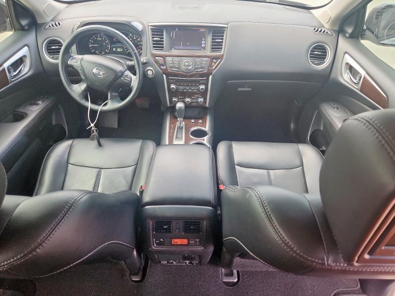 Parquets NISSAN PATHFINDER 2015 Silver