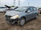 2009 Nissan Versa S   იყიდება Elgin-ში, IL - Front End