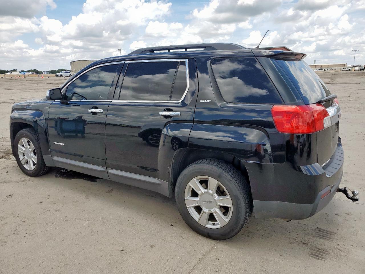 GMC TERRAIN 2013 VIN 2GKALUEK8D6252187 photo 2