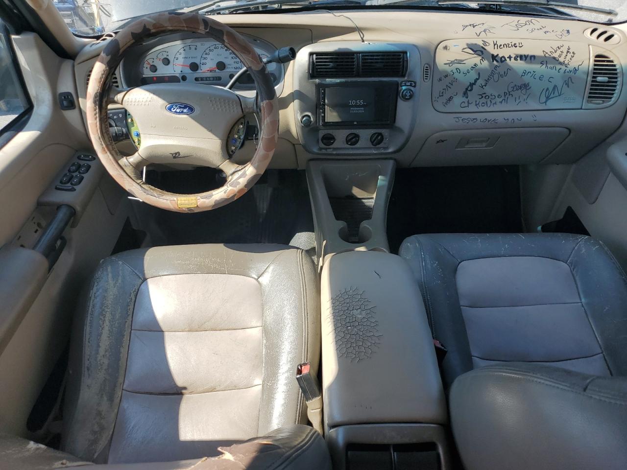 2004 Ford Explorer Sport Trac VIN: 1FMZU67KX4UC35084 Lot: 61967505
