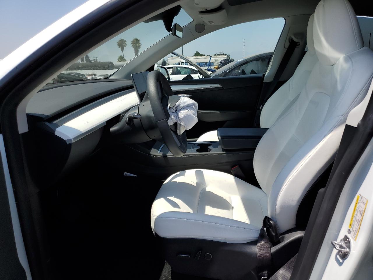 TESLA MODEL Y 2023 VIN 7SAYGDEE5PA118468 фото 7