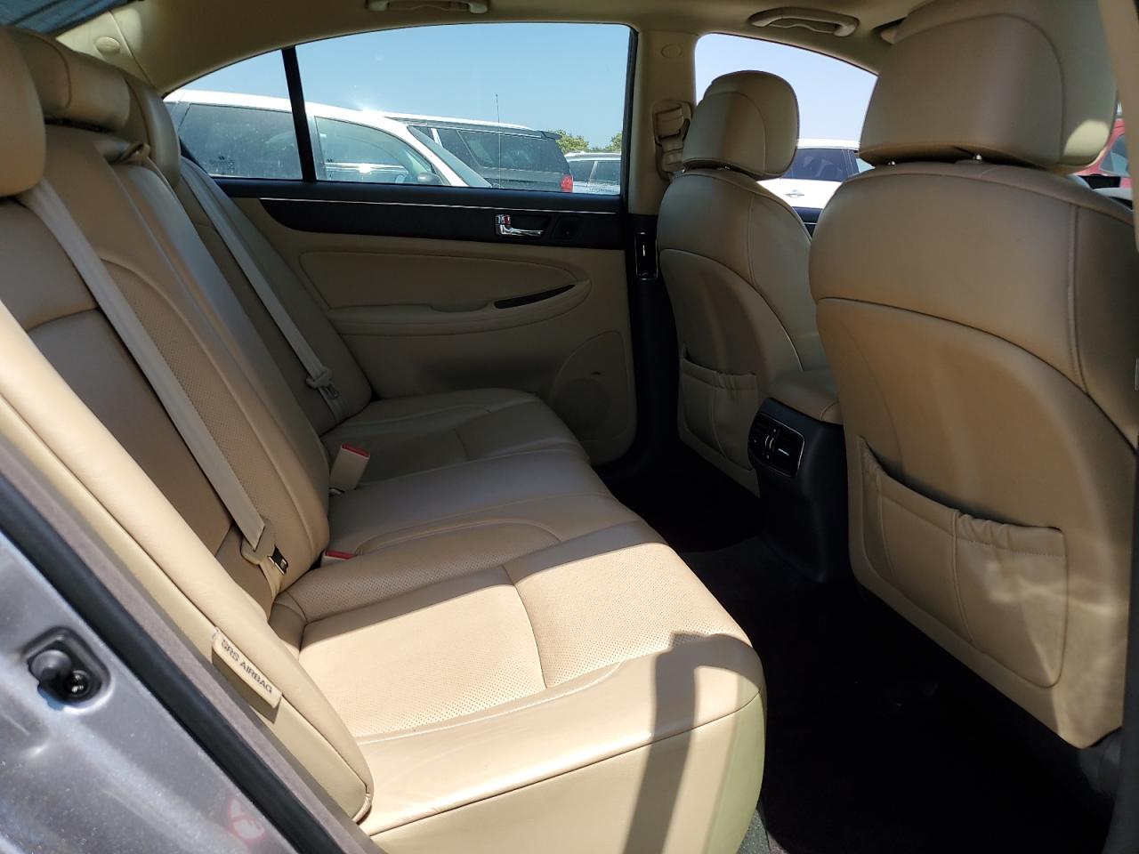 2009 Hyundai Genesis 3.8L VIN: KMHGC46E69U046529 Lot: 62114765