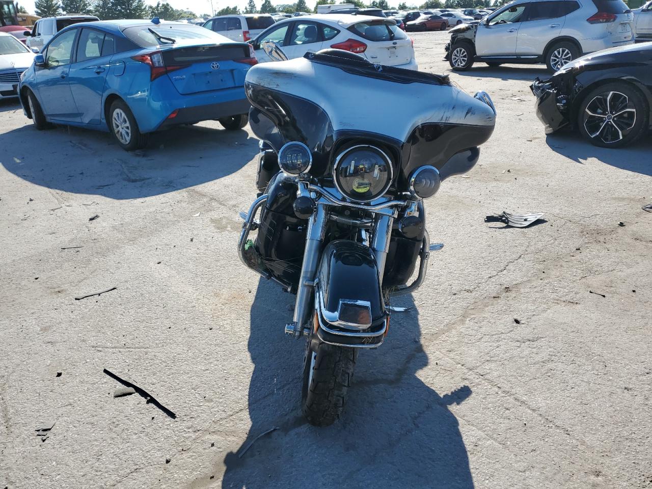 HARLEY-DAVIDSON FL 2013 VIN 1HD1FCM18DB615055 zdjęcie 2