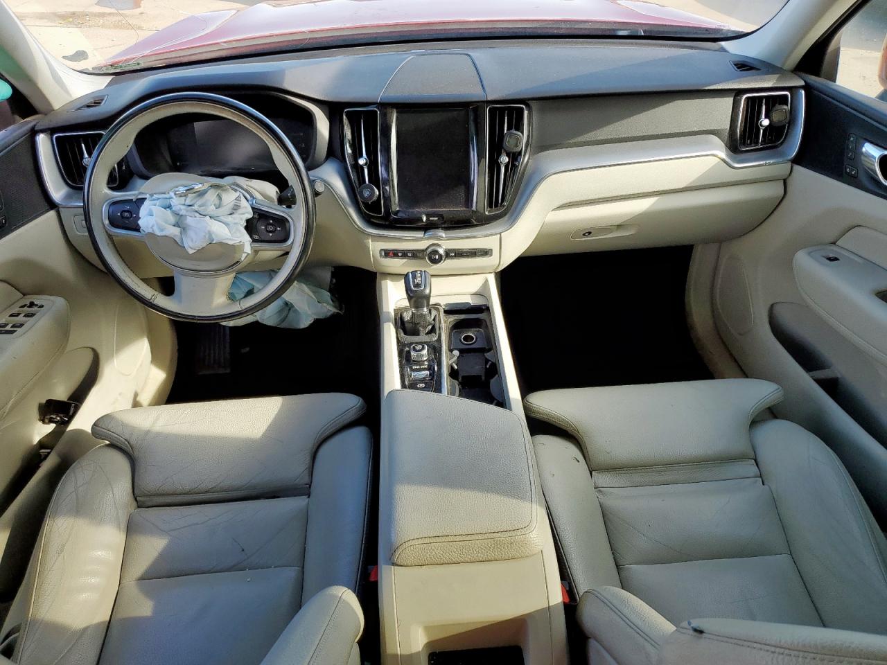 2019 Volvo Xc60 T5 Momentum VIN: LYV102DK9KB191435 Lot: 60084485
