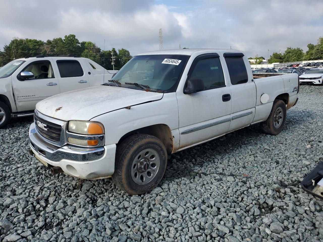 2005 Gmc New Sierra K1500 იყიდება Mebane-ში, NC - Mechanical