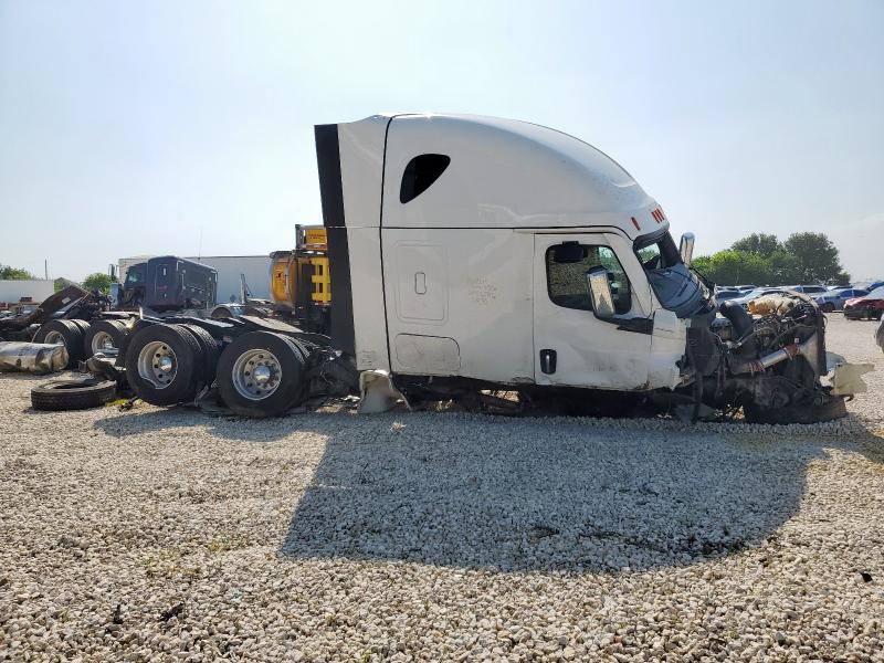 2021 FREIGHTLINER CASCADIA 126   
