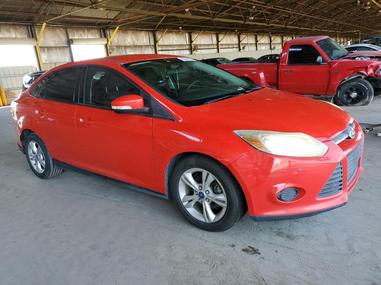 FORD FOCUS 2013 VIN 1FADP3F20DL267933 photo 4